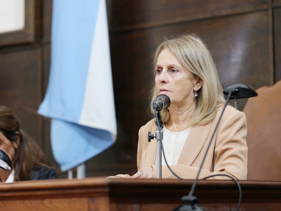 Reta respalda a Azcué y pone números sobre la mesa ordenar el Estado para devolverle la ciudad al vecino